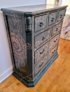 lot 4 image: Blue Floral Design Dresser