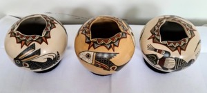 lot 30 image: Pottery by Roberto Banuelos