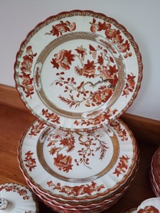 lot 42 image: Spode India Tree Dish Set