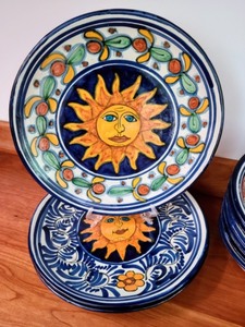 lot 54 image: Colorful Painted Mexican Dishes