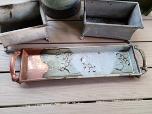 lot 101 image: Decorative Planters and Trays