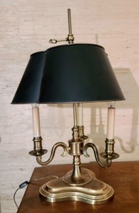 lot 171 image: Brass Table Lamp