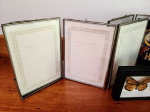 lot 212 image: Assorted Frames