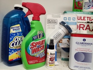 lot 255 image: Household Cleaning Supplies