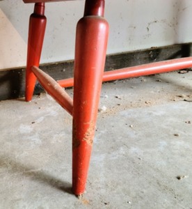lot 260 image: Extra Long Vintage Wood Bench