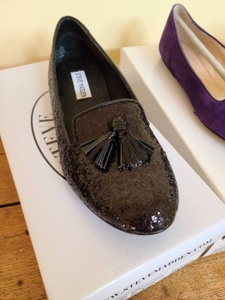 lot 292 image: New Nine West and Madden Loafers