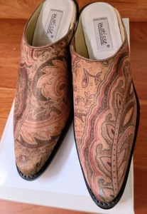 lot 309 image: New Matisse Mules