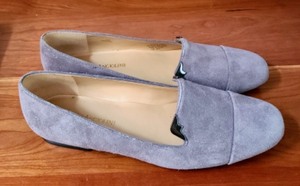 lot 317 image: Two Pairs of GreySilver Flats