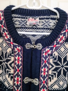 lot 342 image: Dale of Norway Wool Sweater