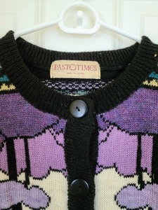 lot 343 image: Past Times Wool Sweater