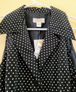 lot 352 image: Black and White Print Dress and Skirt