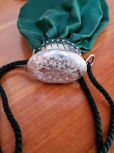 lot 144 image: Vintage Capped Drawstring Handbag