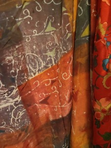 lot 419 image: Beautiful Scarves #4