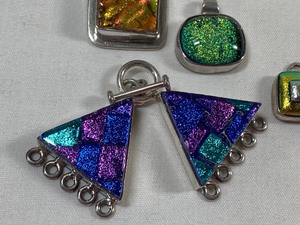 lot 461 image: Art Glass Pendants Set in Sterling