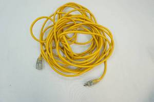 lot 107 image: Extension cord