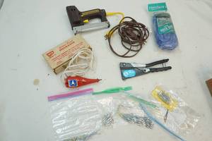 lot 138 image: Shop supplies