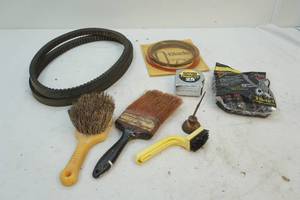 lot 160 image: Shop supplies