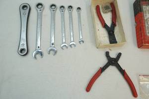 lot 226 image: Tools