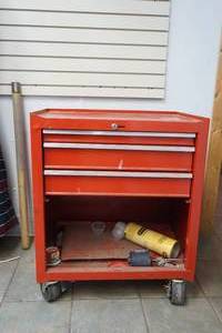 lot 232 image: Tool cabinet
