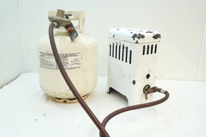 lot 17 image: Furnace