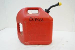 lot 41 image: Gas can
