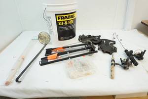 lot 45 image: Fishing supplies