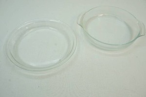 lot 49 image: Pie dishes