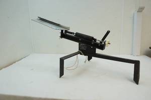 lot 66 image: Pigeon thrower