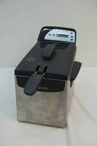 lot 74 image: Deep fryer