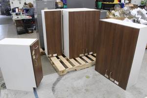 lot 232 image: Lot of (5) Cabinets (on pallet)
