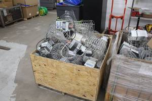 lot 235 image: Lot of (1 Pallet) Industrial Cage Lights