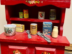 lot 119 image: Vintage Doghouse Kitchen Cabinet with Accessories