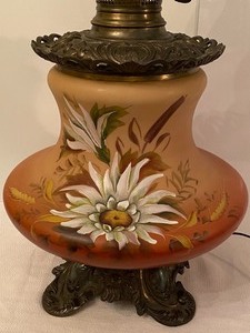 lot 40 image: Antique Electrified Glass Hand Painted Lamp