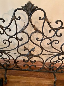 lot 34 image: Decorative Fireplace Metal Screen and Fireplace Tool Set