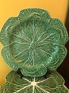 lot 77 image: Soup Bowls and Serving Plates