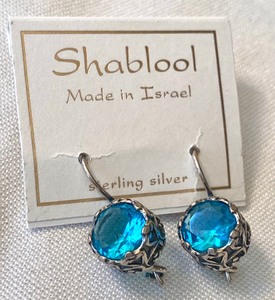 lot 186 image: Sterling Silver and Aqua Cabochons Earrings made in Israel