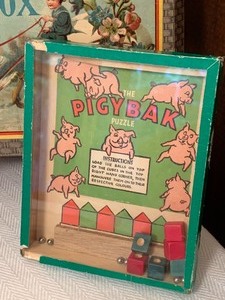 lot 242 image: Vintage and Antique Childrens Items