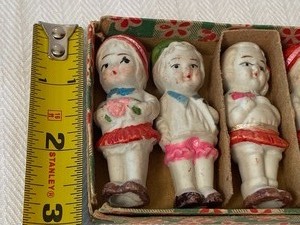 lot 219 image: Five Bisque Miniature Dolls