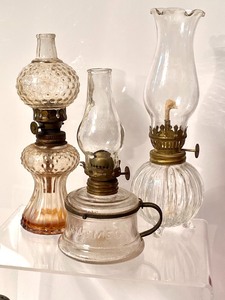 lot 292 image: Vintage Glassware