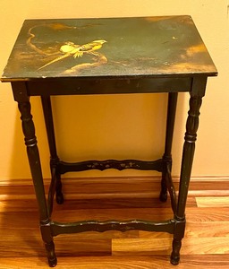 lot 286 image: Beautiful Hand Painted Bird Motif Table