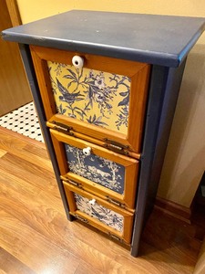 lot 284 image: Decorative Drop Down Door Cabinet