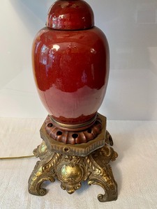 lot 276 image: Beautiful Table Lamp