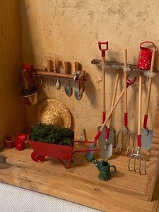 lot 296 image: Garden Shed Themed Diorama