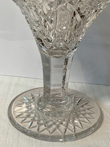 lot 215 image: Cut Class Compote