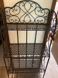lot 434 image: Decorative Bakers Rack Shelf