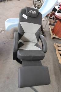 lot 238 image: New RV Reclining Euro Chair