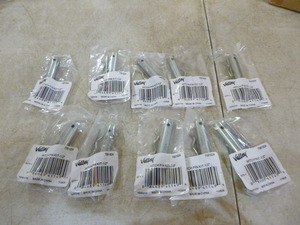 lot 28 image: 10 Valley Hitch Pin Kits