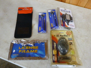 lot 58 image: Automotive Accessories