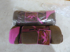 lot 114 image: 2 Duck Commander Fleece Throws