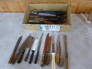 lot 162 image: Lot of Knives